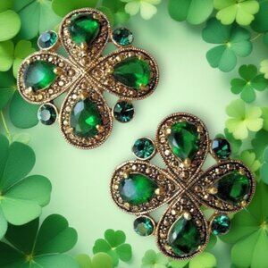 Vintage MONET Clip-on Earrings, Emerald Green  Gold Tone Cross, clover shape